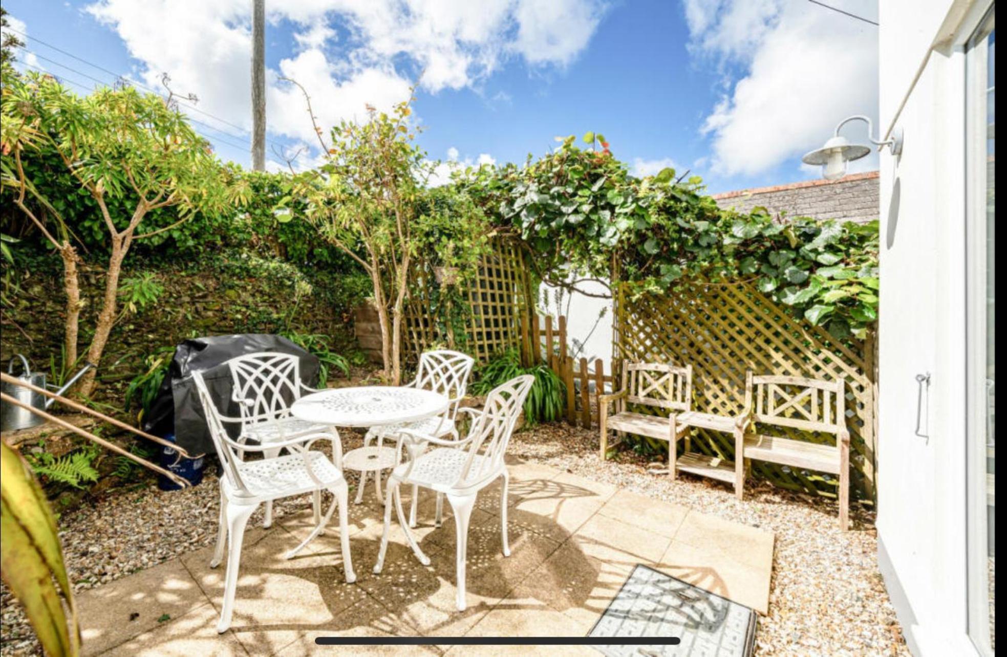 Little Karenza Is The Perfect Cornish Getaway Villa Saint Anthony Exteriör bild